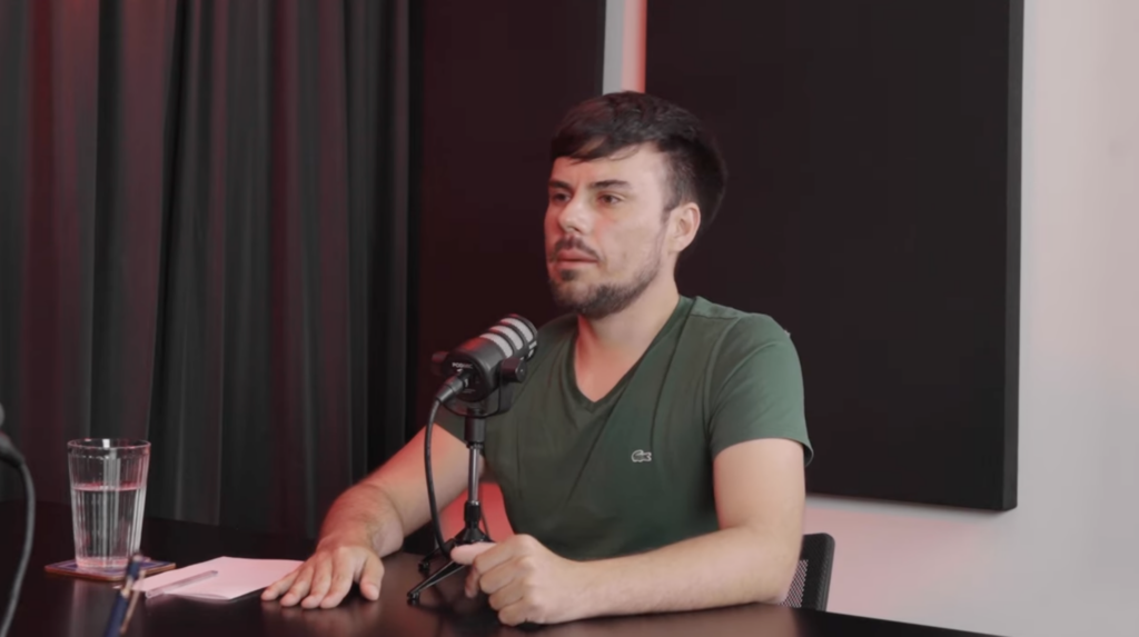«Soy más que Contralorito»: César Leiva, el publicista que quiere fiscalizar al Congreso desde adentro