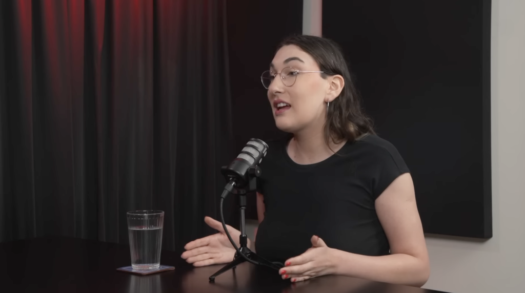«No hay leyes LGBTI promulgadas y esa es la gran deuda de este gobierno»: Emilia Schneider, la primera diputada trans de Chile